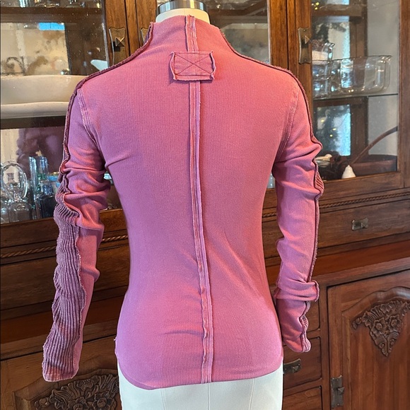 We The Free Overdrive Layering Top Size Medium Sweetheart Combo - Picture 3 of 6